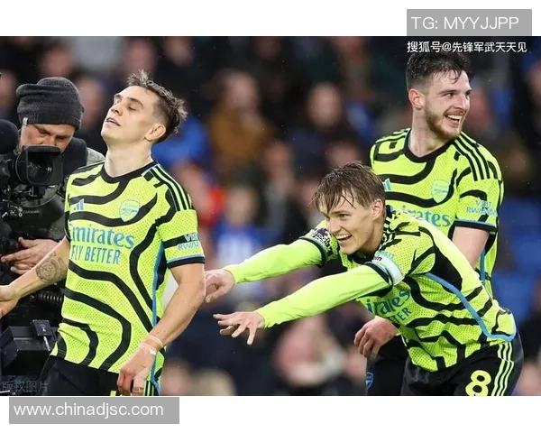 瓜迪奥拉:利物浦阿森纳显然是争冠强队希望曼城也能加入其中 瓜迪奥拉:利物浦阿森纳显然是争冠强队希望曼城也能加入其中