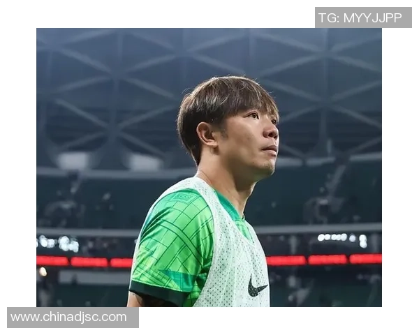 国安获角球对手欲拖延张稀哲强硬上前连拉带推夺回皮球引发热议 国安获角球对手欲拖延张稀哲强硬上前连拉带推夺回皮球引发热议